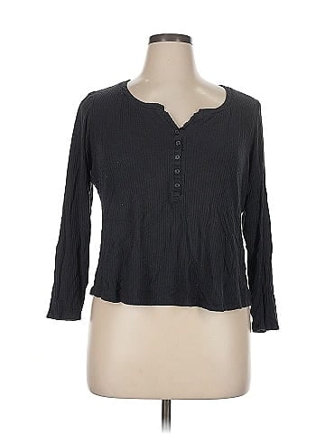 Venus 3/4 Sleeve Top (view 1)