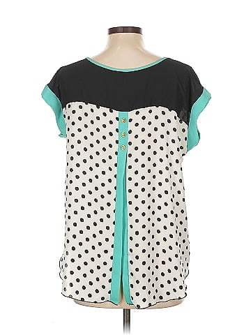 rue21 Short Sleeve Top (view 2)