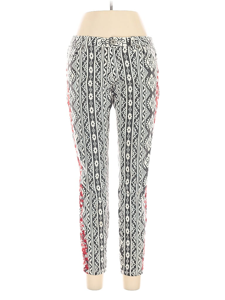 Click to view more detailed imagery on our partner's website Pre-owned Forever 21 Casual Pants In White