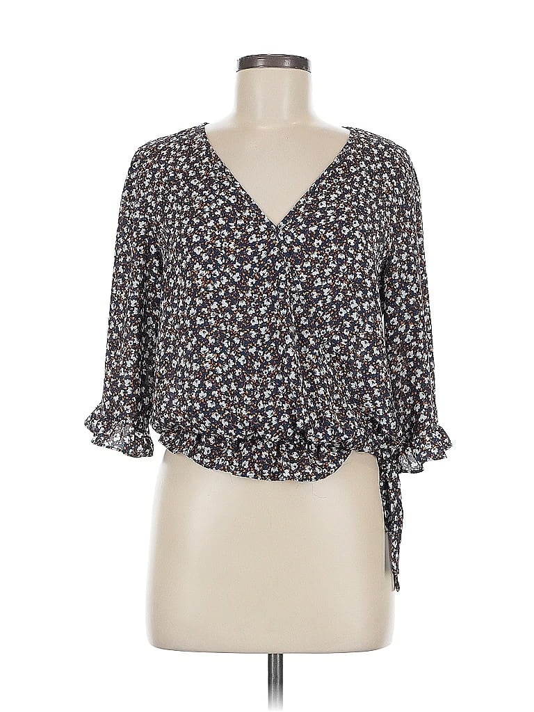 Click to view more detailed imagery on our partner's website Pre-owned Sienna Sky 3/4 Sleeve Blouse In Black