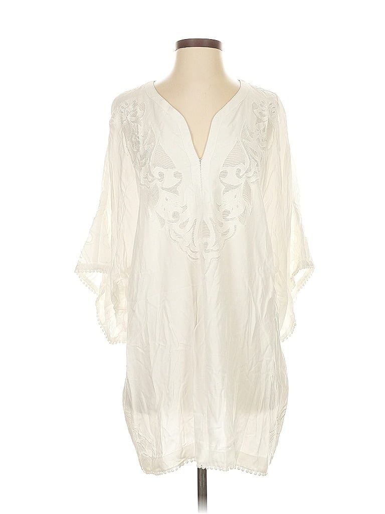 Pre-owned Vix By Paula Hermanny Kimono In White