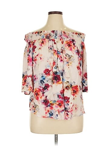Karen Kane 3/4 Sleeve Blouse (view 1)