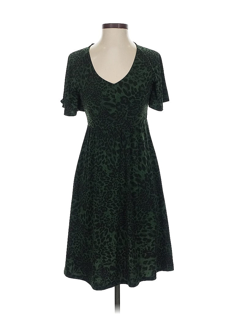 Click to view more detailed imagery on our partner's website Pre-owned Lark & Ro Casual Dress In Green