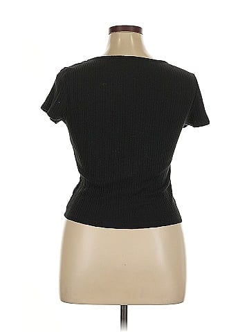 Mudd Short Sleeve Top (view 2)
