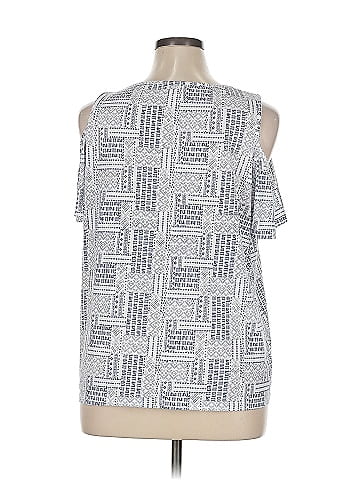 Dept222 Sleeveless Blouse (view 2)