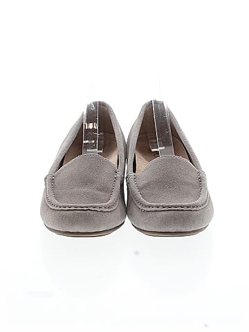 Vionic Flats (view 2)