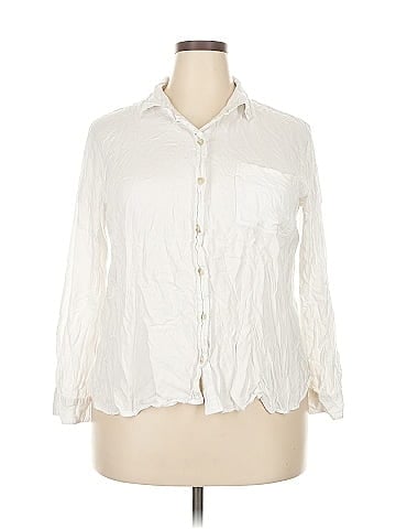 Sonoma Goods for Life 3/4 Sleeve Button-Down Shirt (view 1)