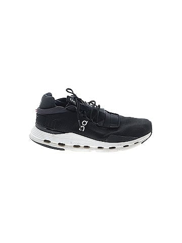 On Cloud Sneakers (view 1)