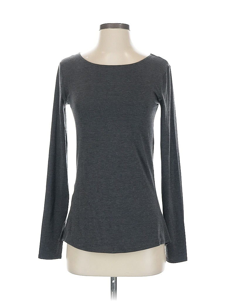 Click to view more detailed imagery on our partner's website Pre-owned Athleta Long Sleeve T-shirt In Gray
