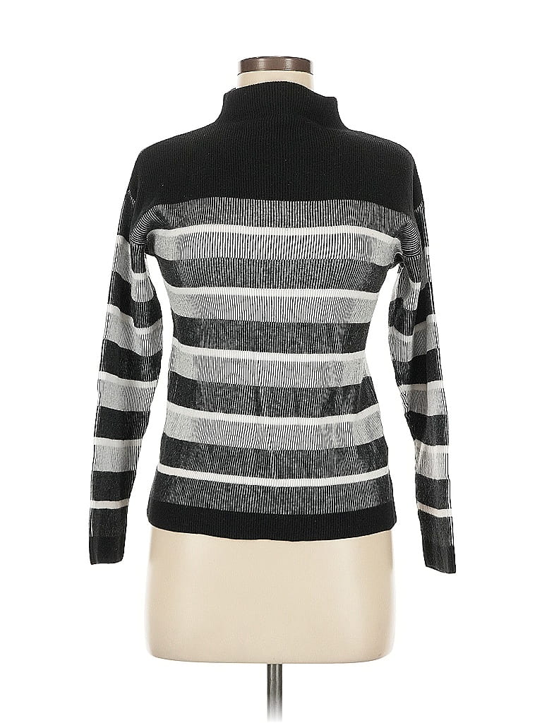 Click to view more detailed imagery on our partner's website Pre-owned Two By Vince Camuto Turtleneck Sweater In Silver