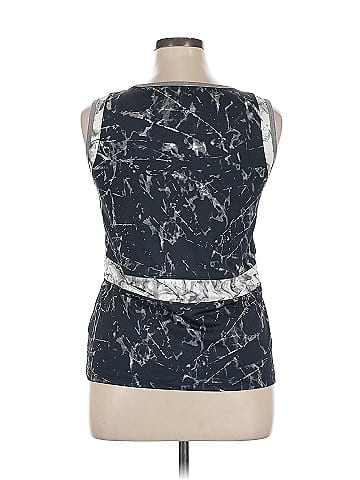 Tail Sleeveless T-Shirt (view 2)