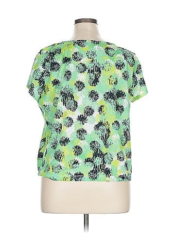 Hearts of Palm Woman Short Sleeve Top (view 2)