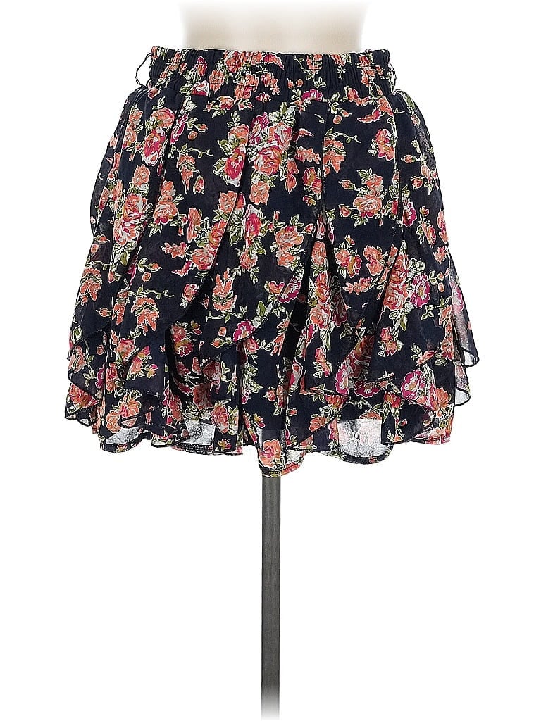 Click to view more detailed imagery on our partner's website Pre-owned Vanity Casual Skirt In Black