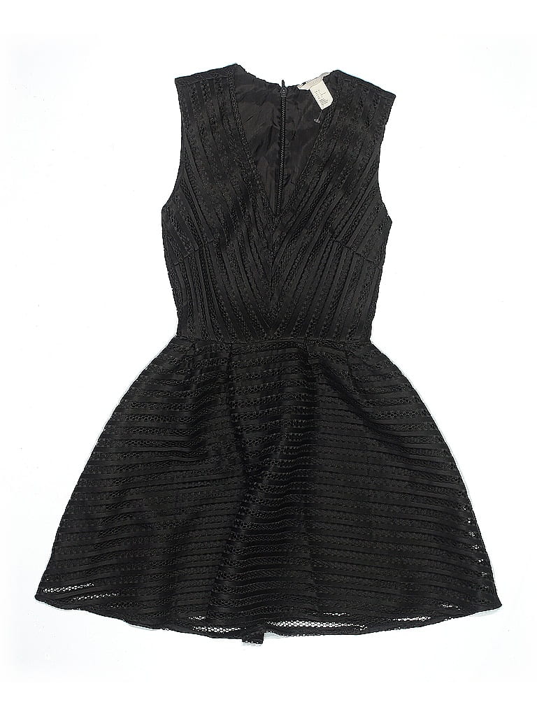 Pre-owned H&m Cocktail Dress In Black