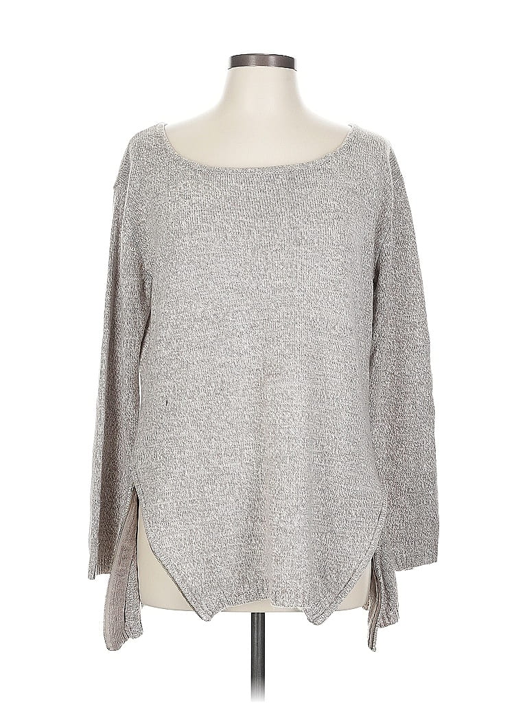 Click to view more detailed imagery on our partner's website Pre-owned New York And Company Pullover Sweater In Gray