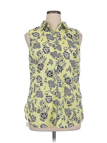 Attention Sleeveless Blouse (view 1)