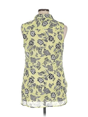 Attention Sleeveless Blouse (view 2)