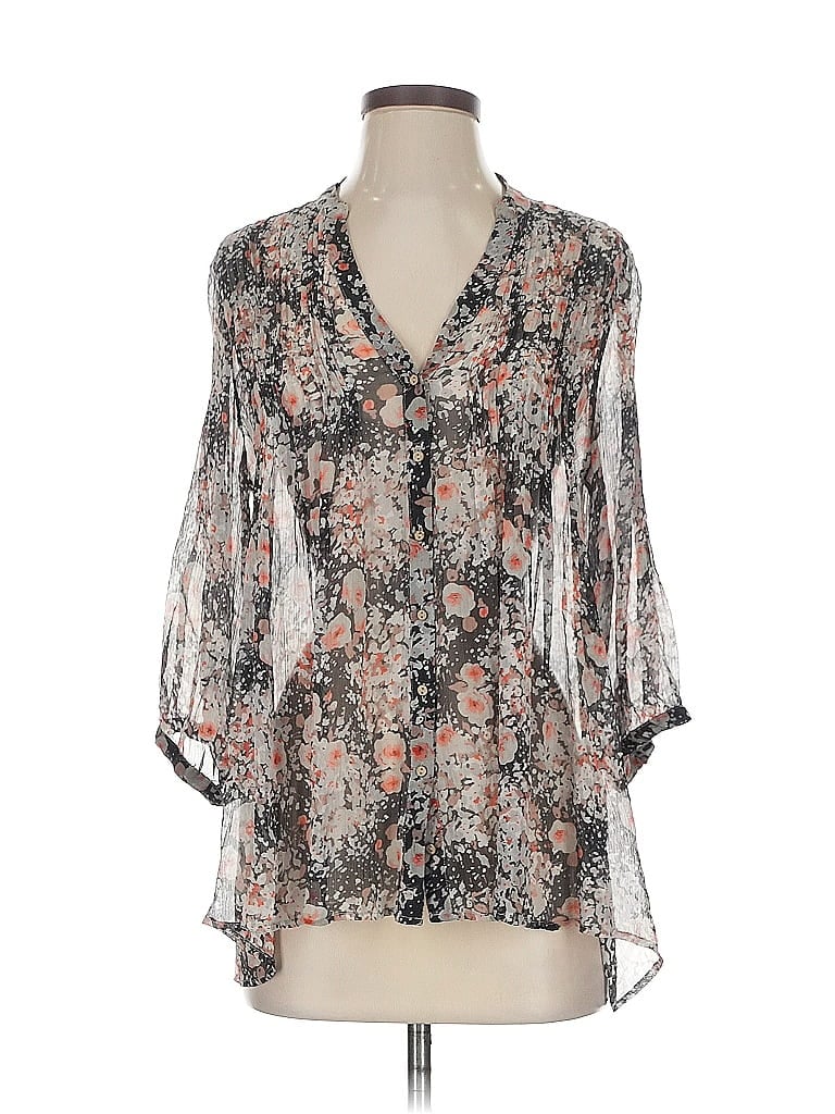 Click to view more detailed imagery on our partner's website Pre-owned Joie 3/4 Sleeve Silk Top Gray Plunge Neckline Tops