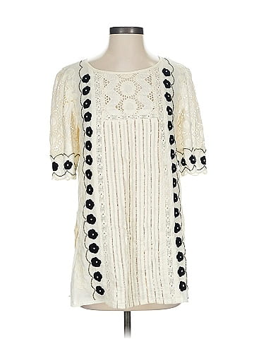 Floreat 3/4 Sleeve Top (view 1)