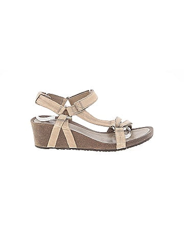 Teva Wedges (view 1)