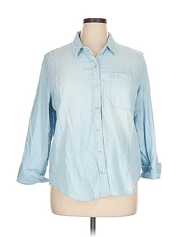 Universal Thread 3/4 Sleeve Button-Down Shirt (view 1)