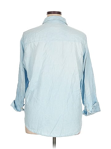 Universal Thread 3/4 Sleeve Button-Down Shirt (view 2)