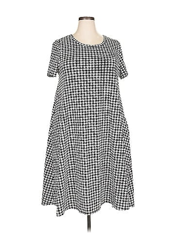 Lularoe Casual Dress (view 1)