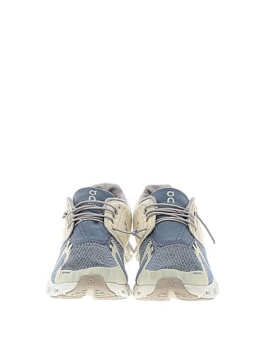 On Cloud Sneakers (view 2)