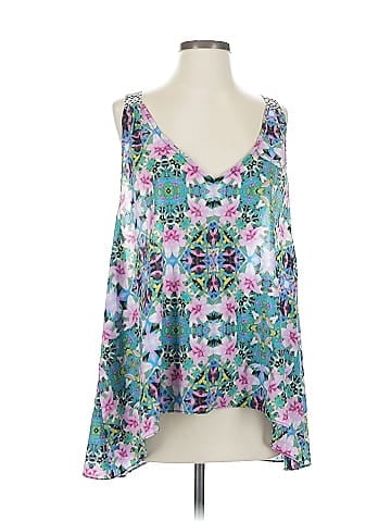 Bisou Bisou Sleeveless Blouse (view 1)