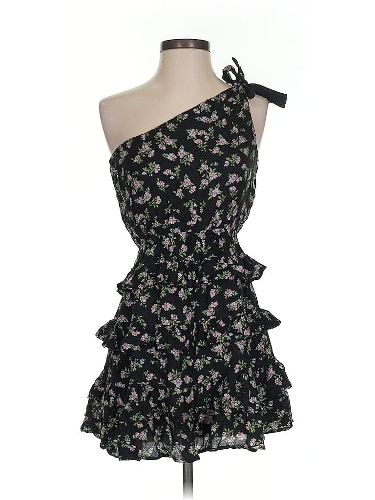 Pre-owned Skylar + Madison Cocktail Dress In Black