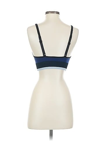 Oiselle Sports Bra (view 2)