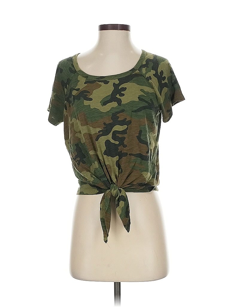 Click to view more detailed imagery on our partner's website Pre-owned Sanctuary Short Sleeve T-shirt In Green