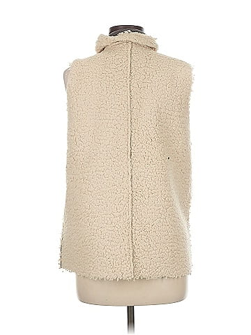 Mystree Faux Fur Vest (view 2)