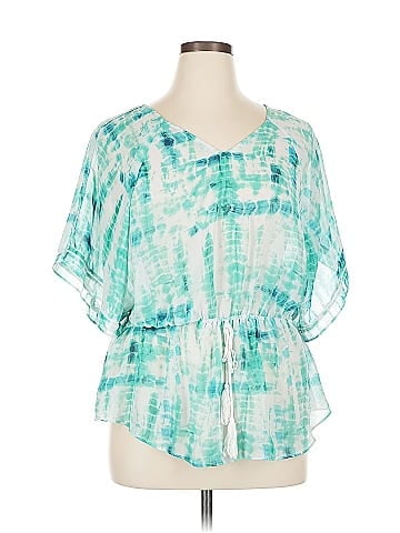 a.n.a. A New Approach Short Sleeve Blouse (view 1)