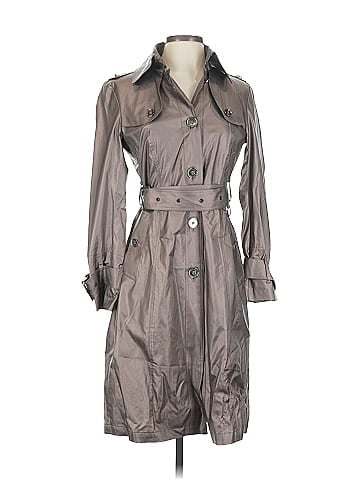 Burberry Trenchcoat (view 1)