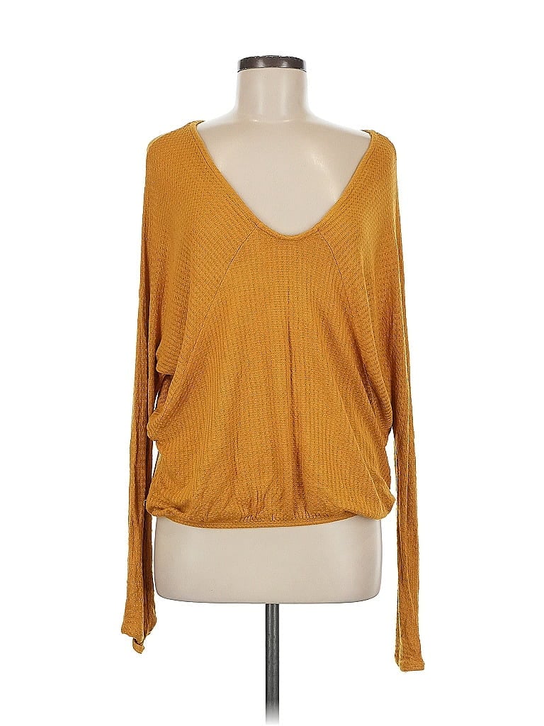 PURE AND GOOD Pre-owned Long Sleeve Top Gold Plunge Neckline Tops