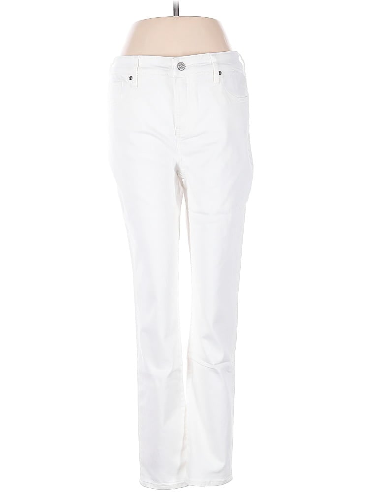 Click to view more detailed imagery on our partner's website Pre-owned Chico's Casual Pants In White