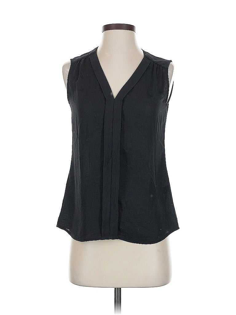 Pre-owned Banana Republic Sleeveless Blouse In Black