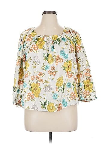 a.n.a. A New Approach 3/4 Sleeve Blouse (view 1)