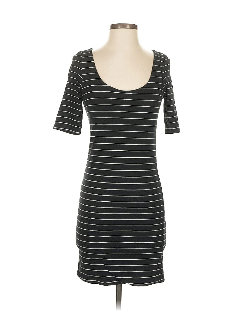 Pre-owned Basics Casual Dress In Black