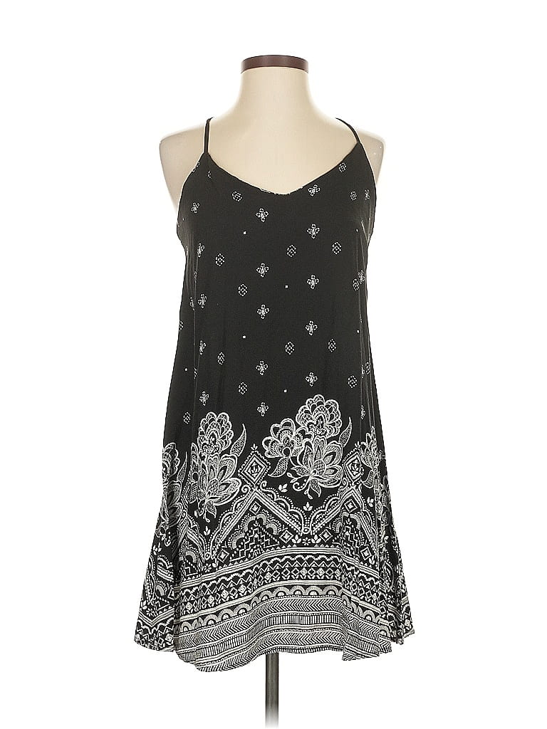 Pre-owned Charming Charlie Casual Dress In Black