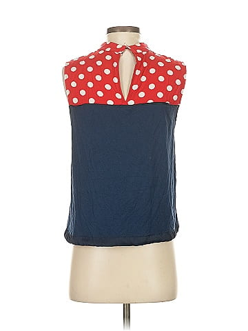 Tiny Sleeveless Blouse (view 2)