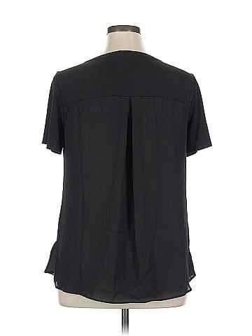 Vince Camuto Short Sleeve Top (view 2)