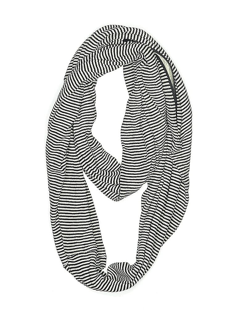 Pre-owned Assorted Brands Scarf In White