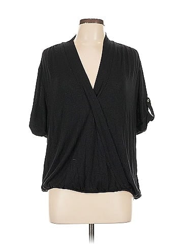 Eri + Ali Cardigan (view 1)