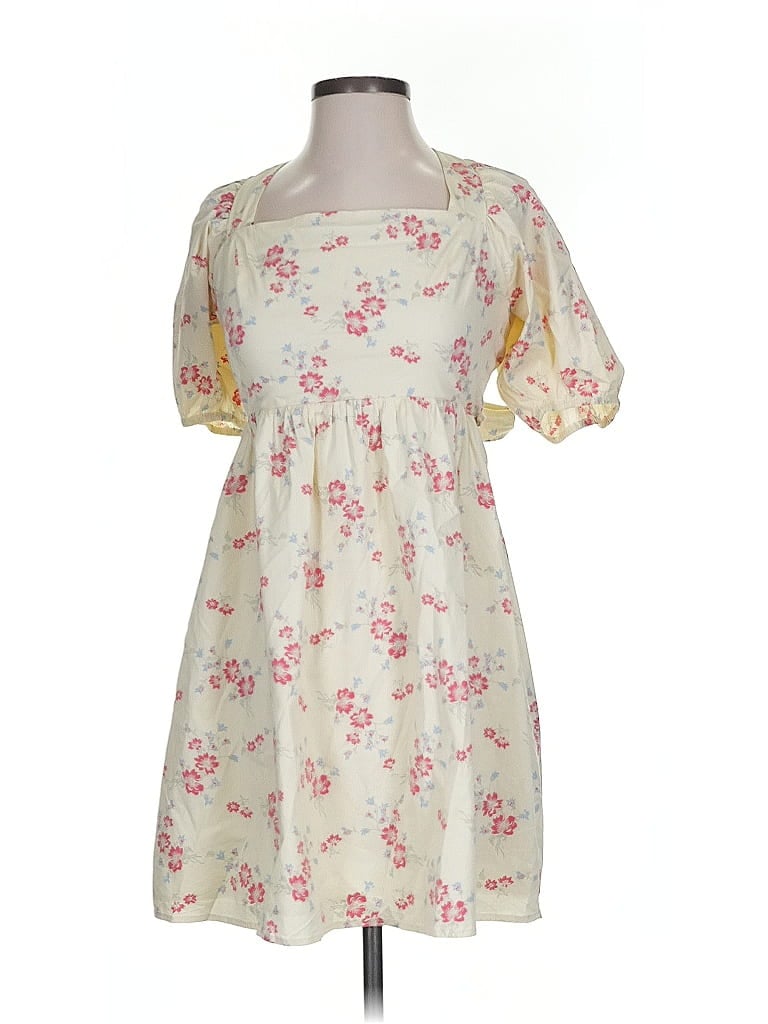 Pre-owned Wayf Casual Dress In White