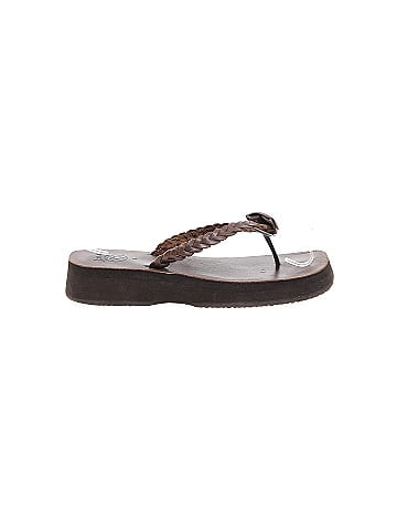 Reef Sandals (view 1)