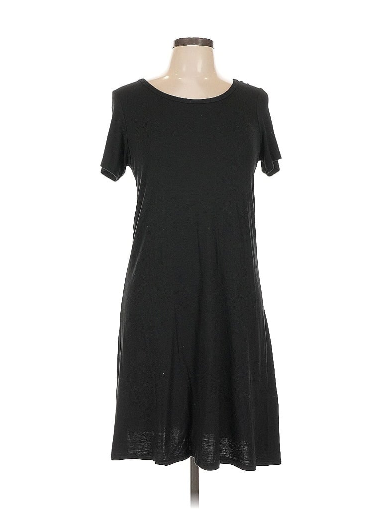 Olivia Rae Casual Dress In Black
