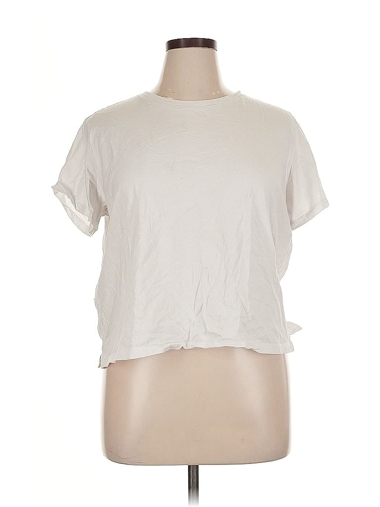 FREE ASSEMBLY Pre-owned Short Sleeve T-shirt In White