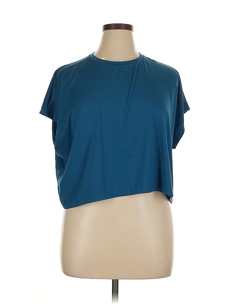 Pre-owned Champion Short Sleeve Top Blue Keyhole Neckline Tops